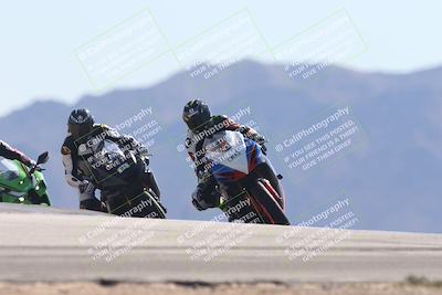 media/Oct-30-2025-Racers Edge (Thu) [[dabbdaf680]]/3-B Group/Session 4 Turn 9/